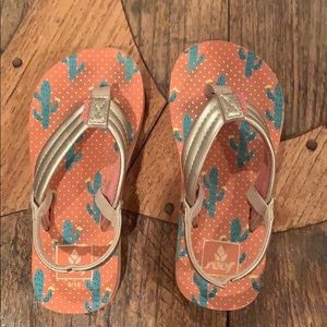 Reef kids 9 / 10 sandals